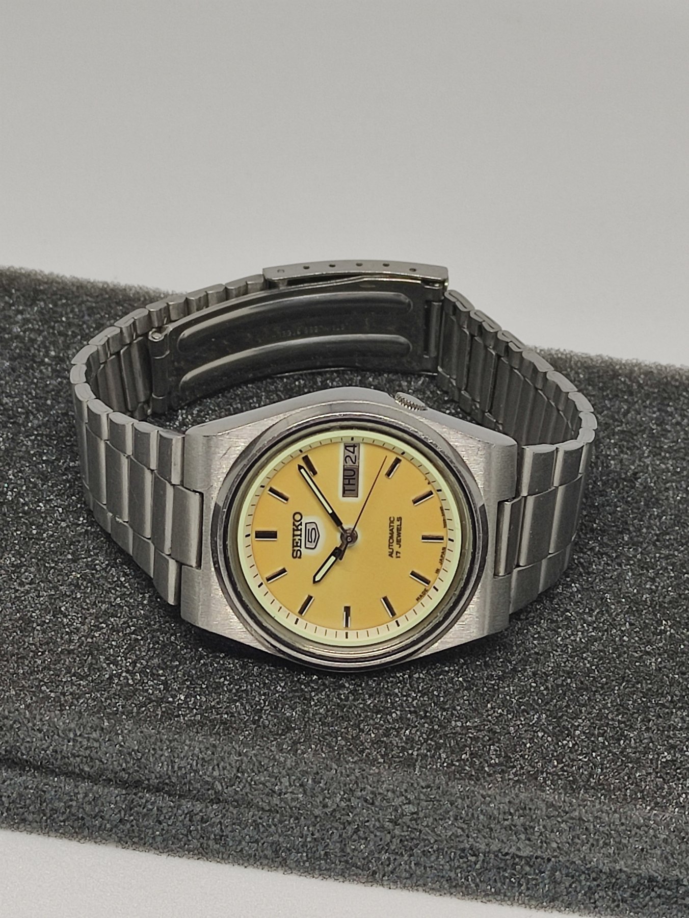 Seiko - *Rare AP model* Original Band - 7009-316j - Men - - Catawiki