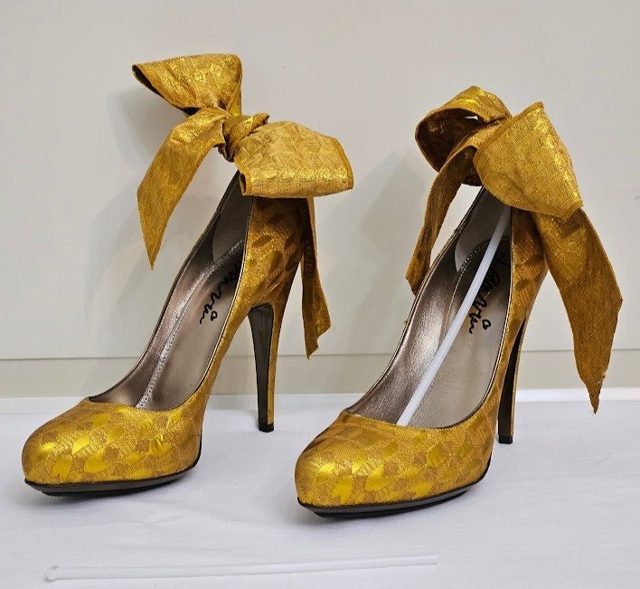 Schoenen met best sale hakken