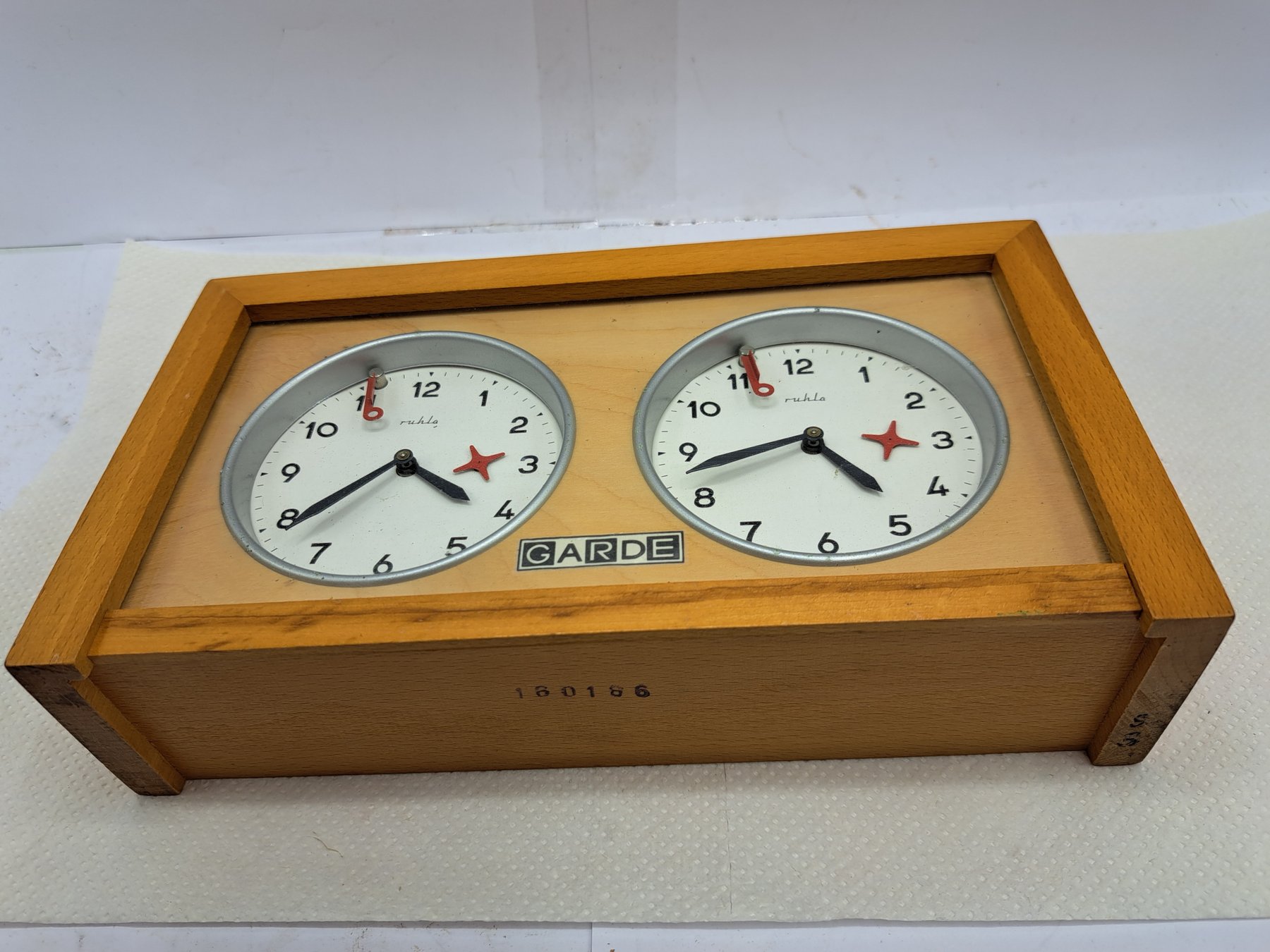 Relógios de mesa e secretária - Relógio de xadrez - Latão, Madeira, Vidro -  1960-1970 - Catawiki