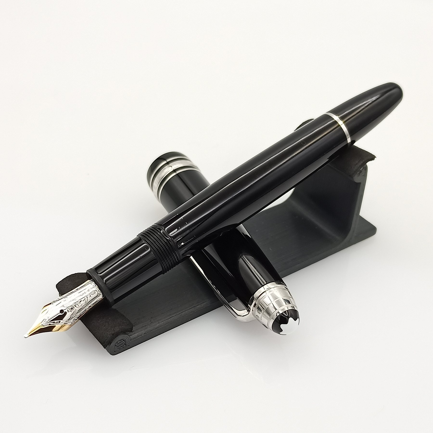 Meisterstück unicef resin deals le grand fountain pen