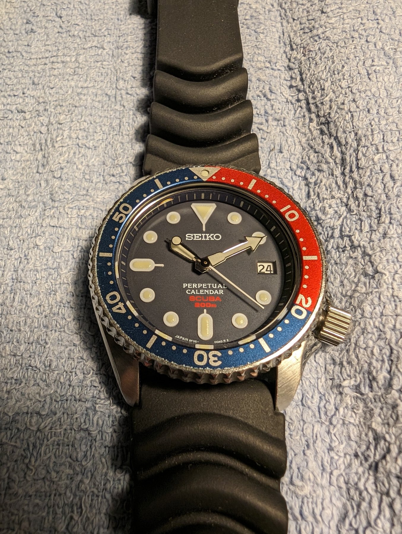 Seiko perpetual calendar diver shop