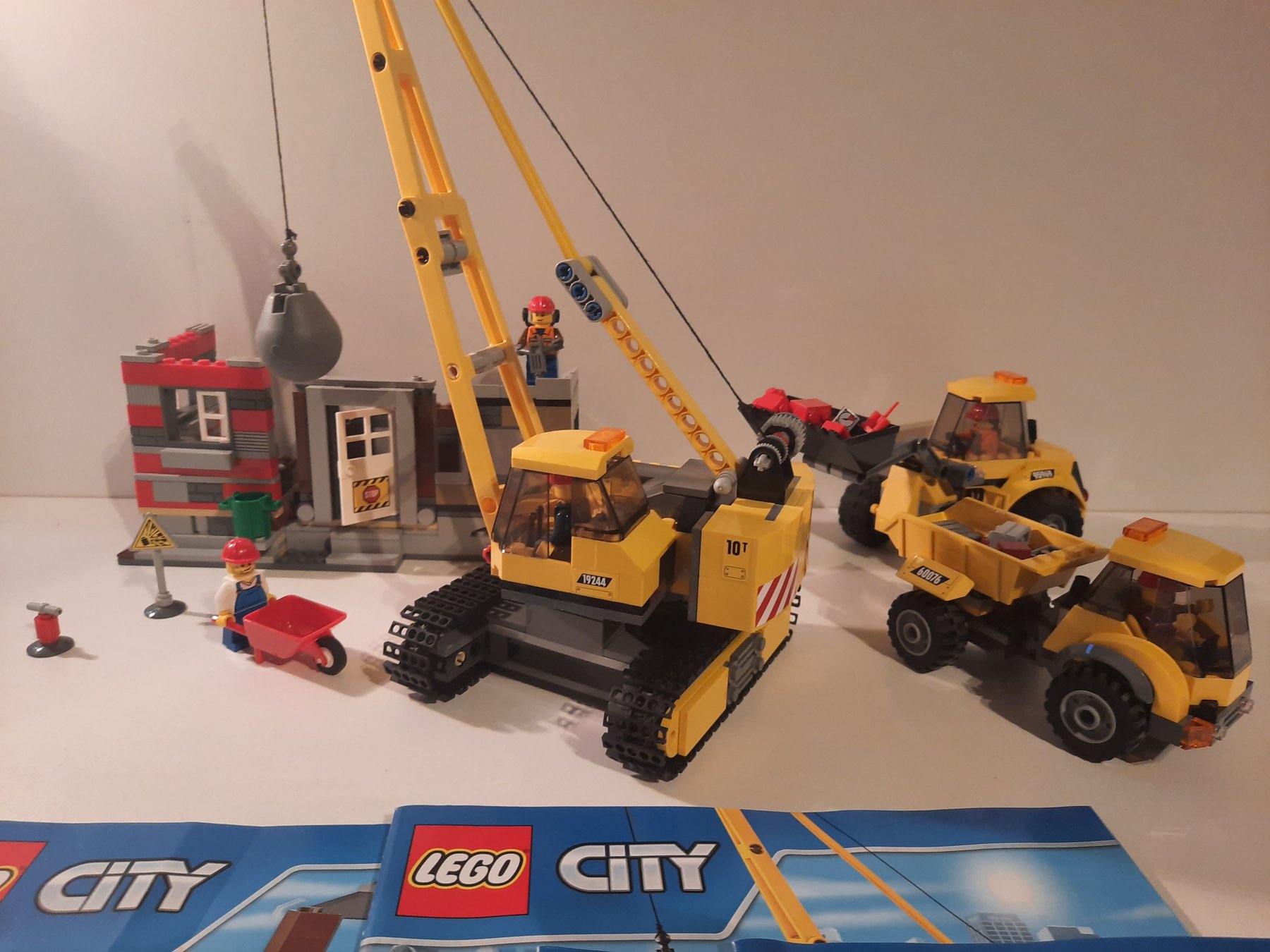 Lego city 60076 deals