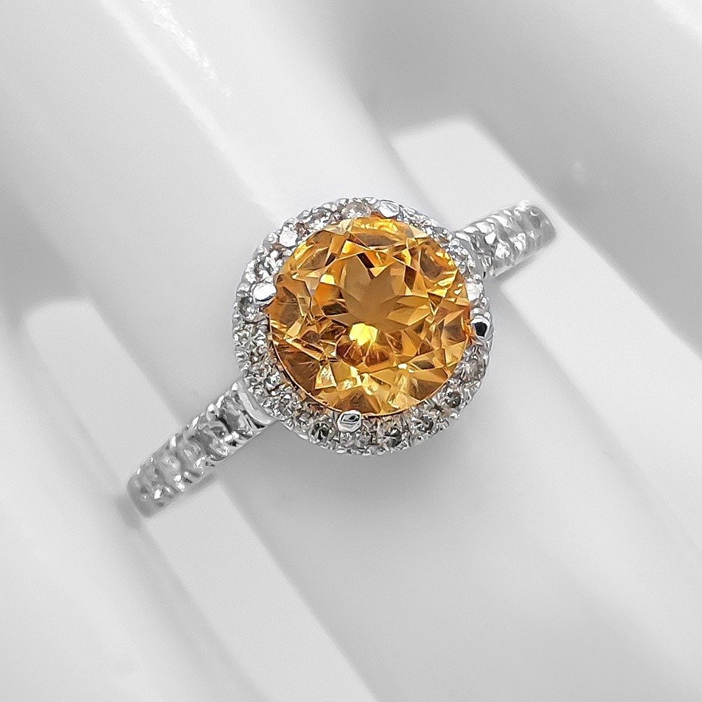No Reserve Price 1.54ct Natural Citrine and Diamonds Ring 14