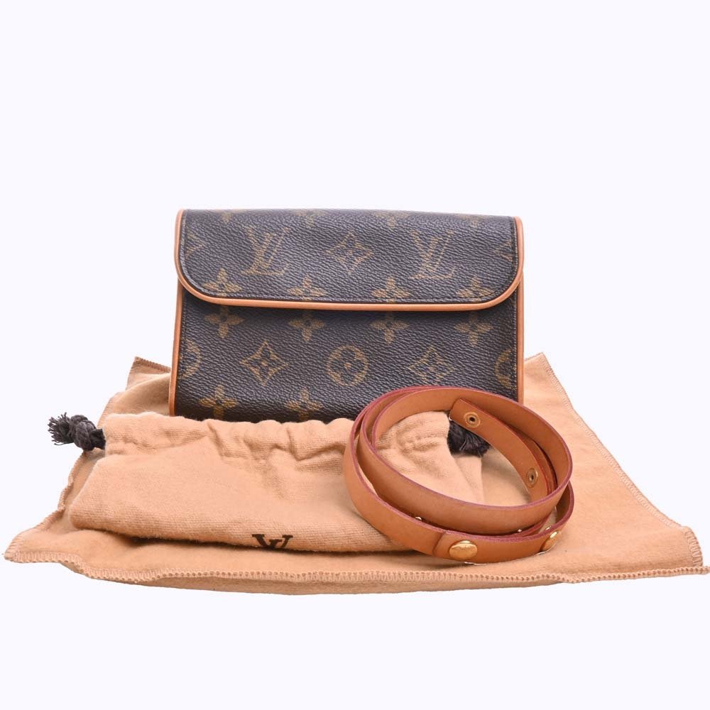 Louis vuitton clearance belt with pouch
