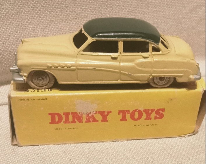 Dinky Toys 1 43 1 Voiture miniature ref. 24V Buick