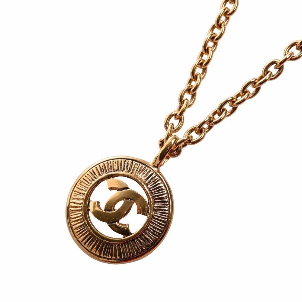 Chanel deals necklace price