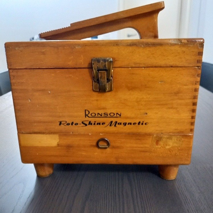 Ronson roto shine magnetic box shop