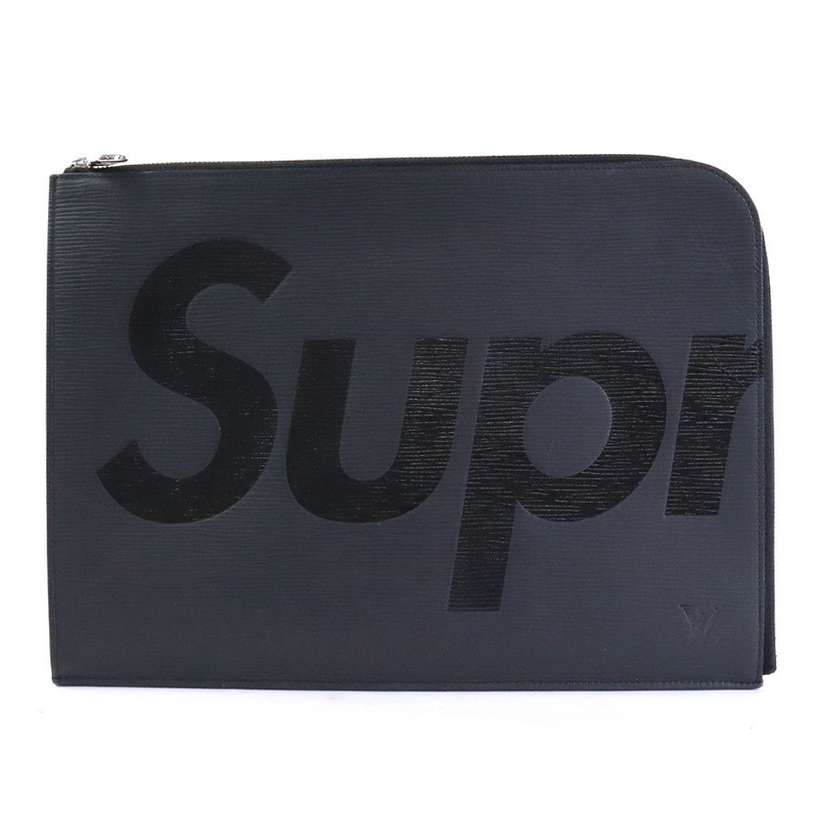 Lv hot sale supreme clutch