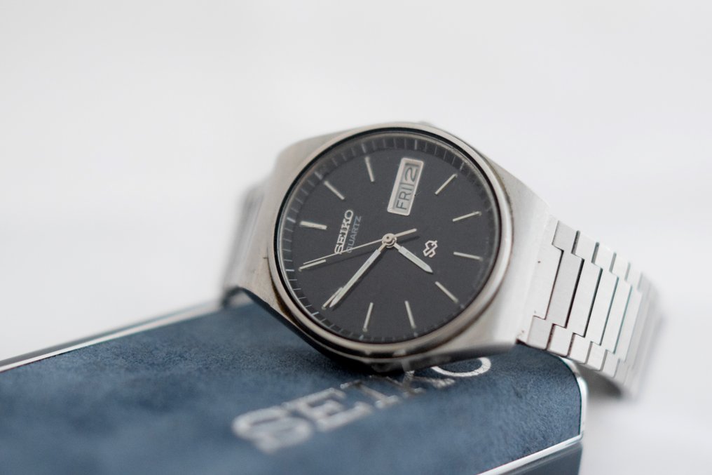 Seiko SQ Quartz 8223-707A - men's wristwatch - 1981 - Catawiki