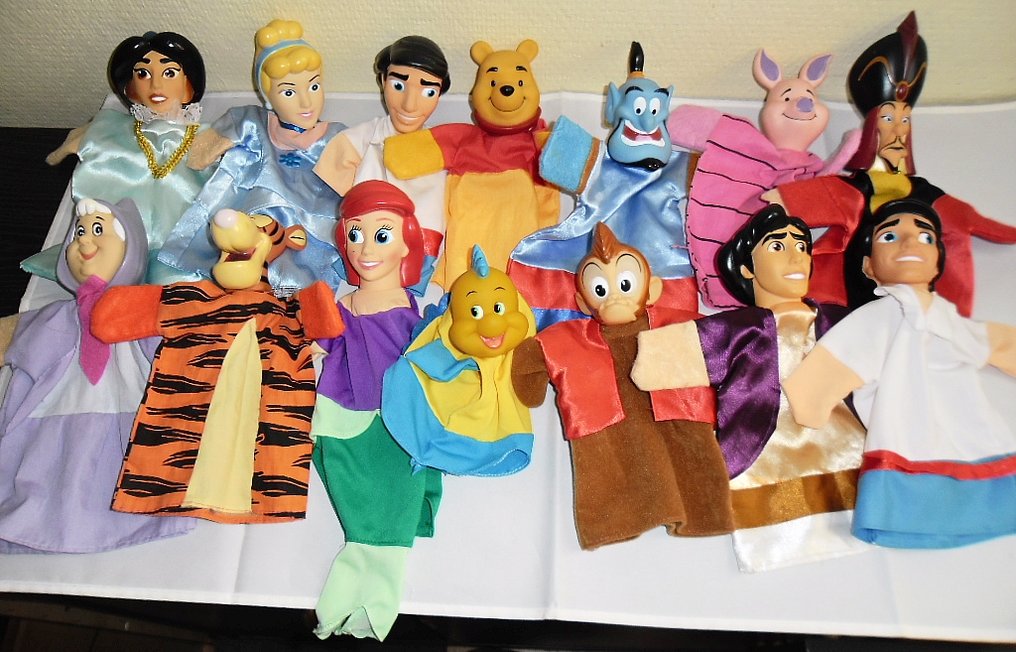 rouw Zinloos Moderator Disney - Hoogte ca. 15 cm - Kavel met 14 poppenkast poppen - Catawiki