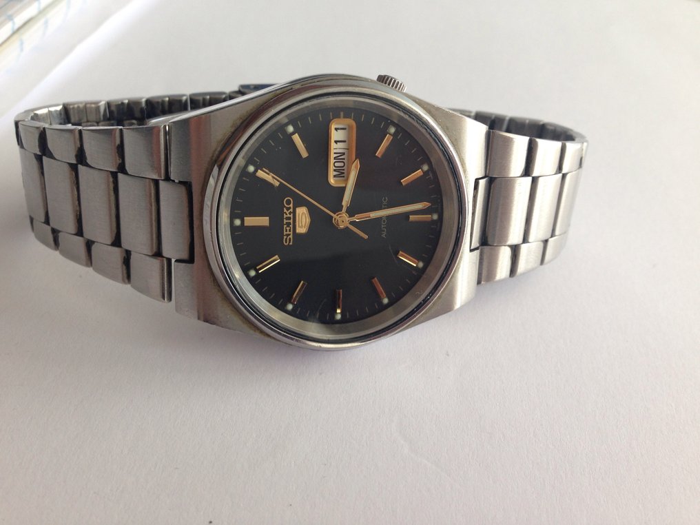 Seiko 5 -- Wristwatch -- Period 1991 - Catawiki