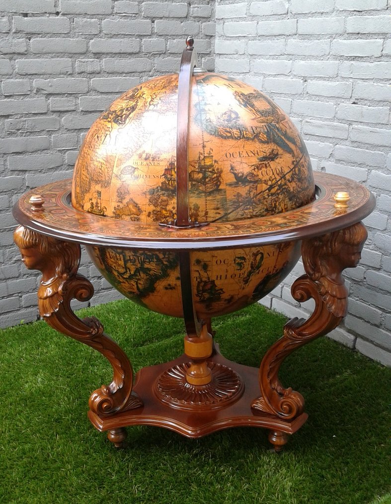 Haan vorm Expliciet Italiaanse baroque globe bar - Catawiki