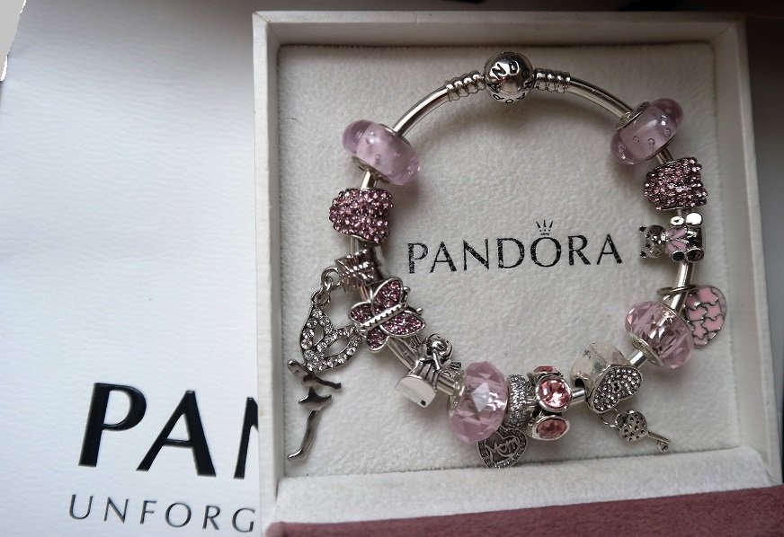 speech One hundred years axe Pandora bracelet 19 cm + 14 charms - Catawiki