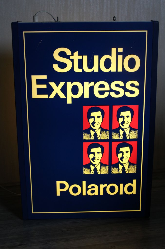 Mogelijk Westers Fragiel Vintage Polaroid Studio Express lichtreclame / neon sign - Catawiki