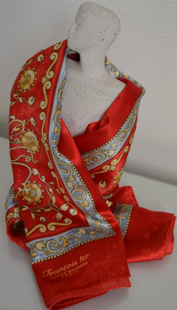Balmain foulard carré  françois 1er par pierre balmain 