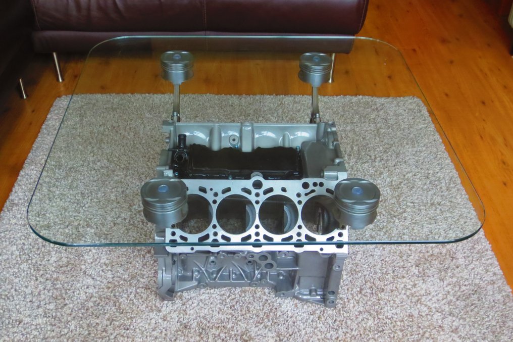 zwaard Array Tranen V8 Engine block Coffee table - 80x80x45 cm Top Gear Style - Catawiki