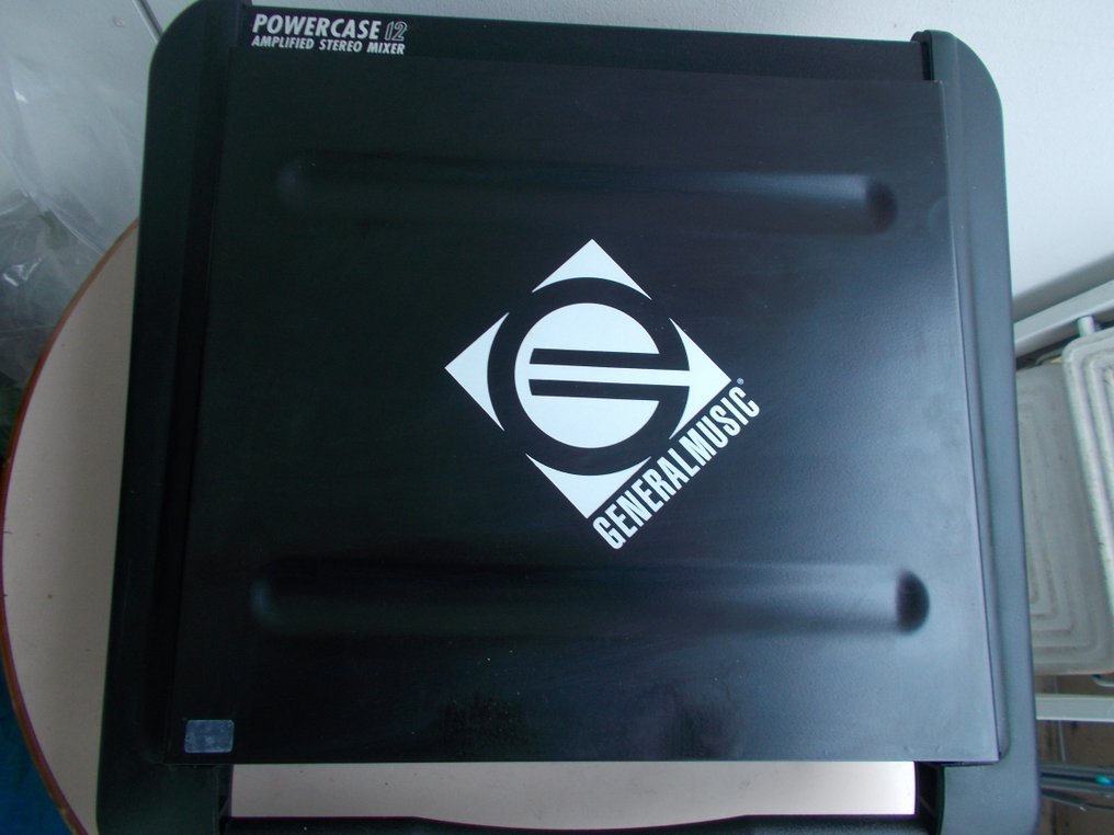 powercase 12 amplified stereo mixer
