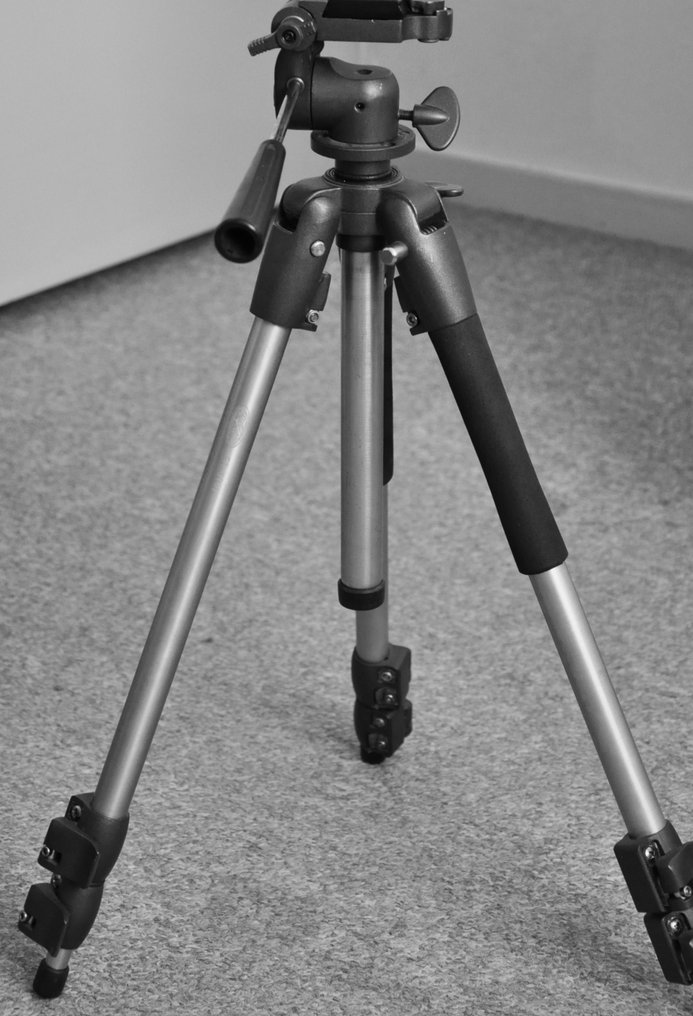 Fancier FT6102 Professional Tripod with Quick Release Catawiki