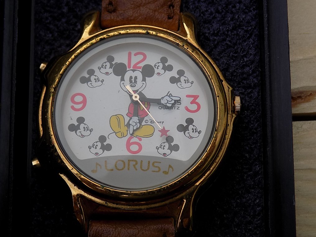 Reloj Lorus Mickey Mouse, años 70 - Catawiki