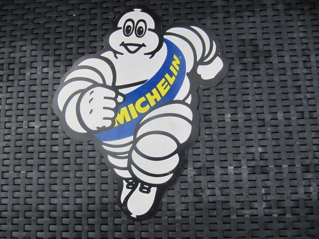 Keer terug Trouw Tol Michelin Bibendum-oud kunststof reclame plaat - Catawiki