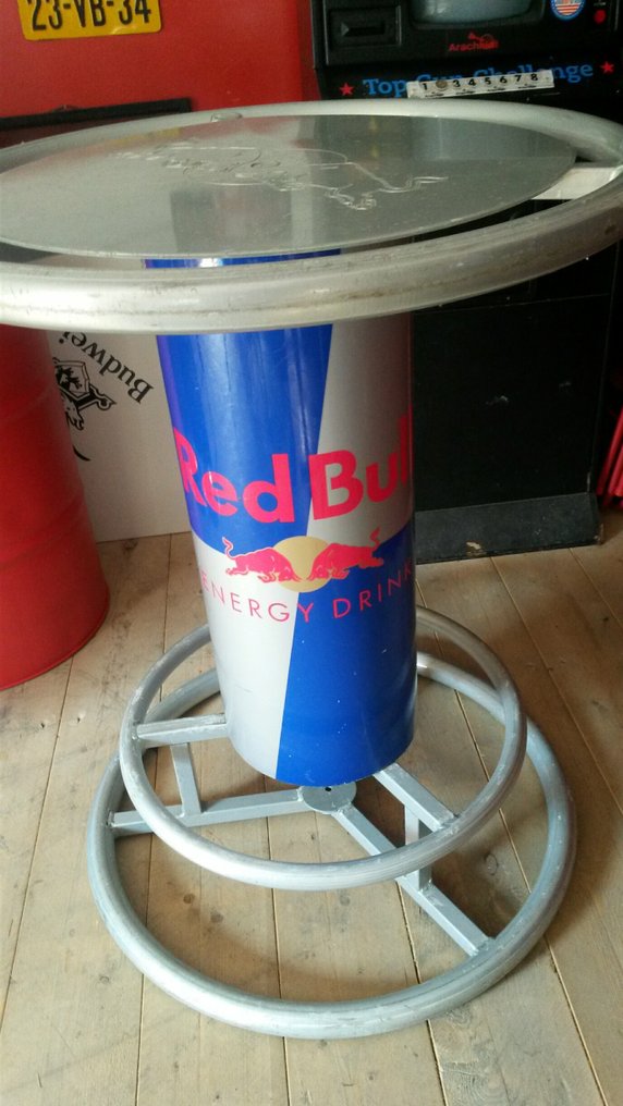 Red Bull - Formula standing - 110 x 85 cm Catawiki