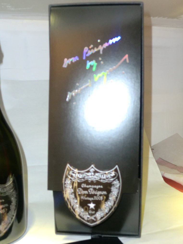 Dom Pérignon and David Lynch with Champagne collaboration – Black