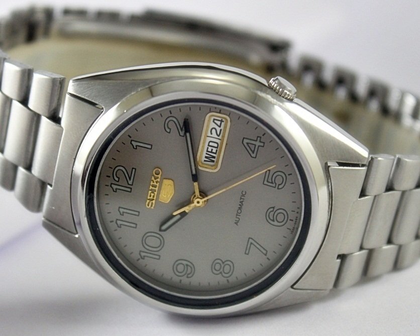 Seiko 5 Automatic Ref 7S26-3180 Men's Wrist Watch - circa - Catawiki
