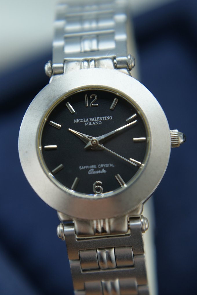 Nicola best sale valentino watch