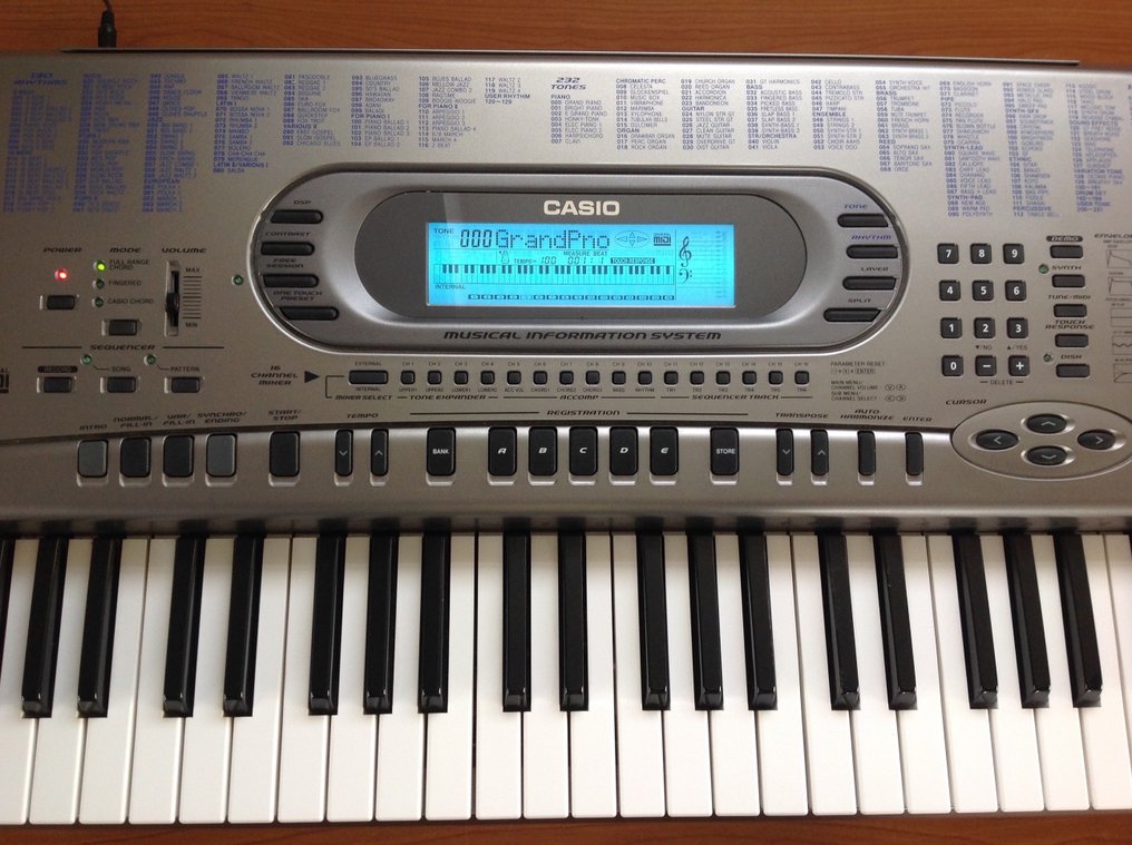 Calificación Nominal Premonición Casio WK-1800 - Digital Piano with 76 velocity-sensitive - Catawiki