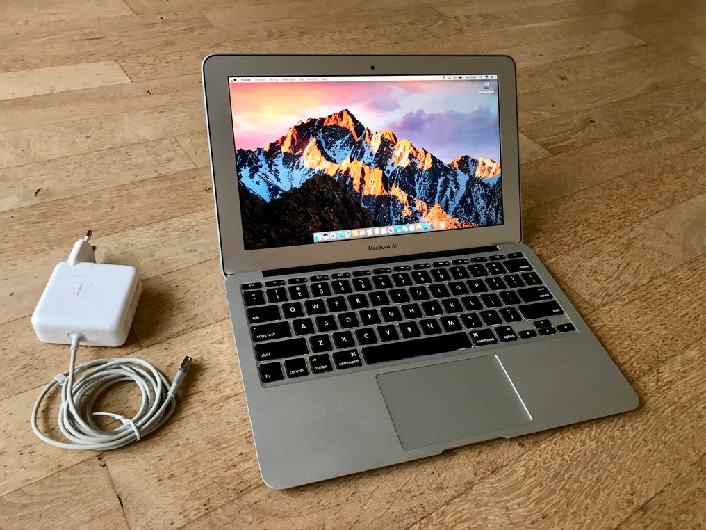 11 дюймов. Макбук Air 11. Макбук Air 11 2011. Макбук АИР 2011, 11 дюймов. MACBOOK Air (11 дюймов, начало 2015 г.).