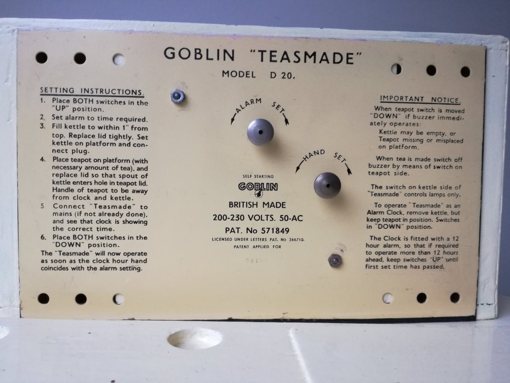 Goblin Teasmade D20, English tea maker "Teasmade" with Catawiki