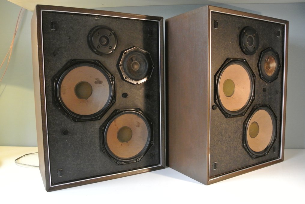 cel metalen maandag Vintage speakers Philips 22RH427 (1972) with walnut veneer - Catawiki