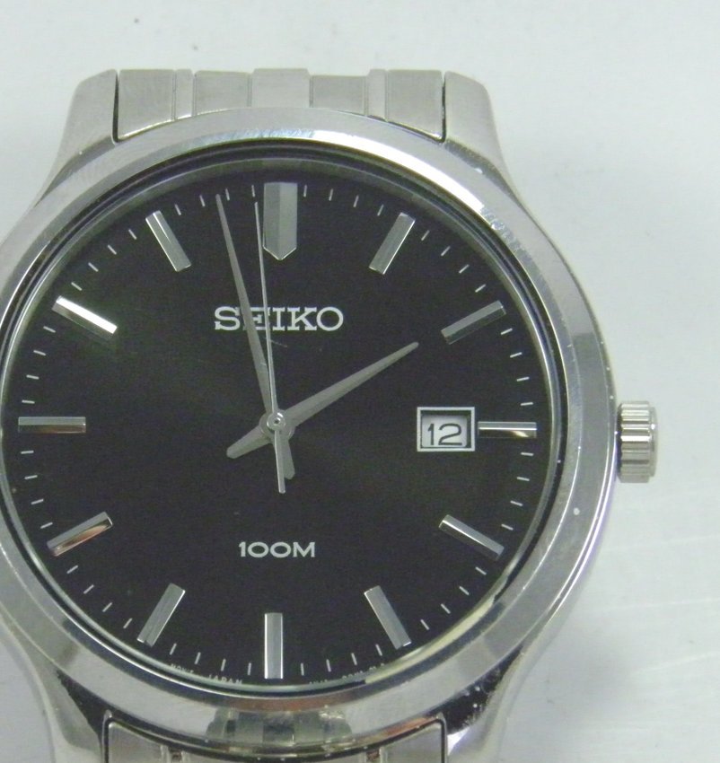 Seiko Date 100m 6N42-00F0 – Mens wrist watch - Catawiki