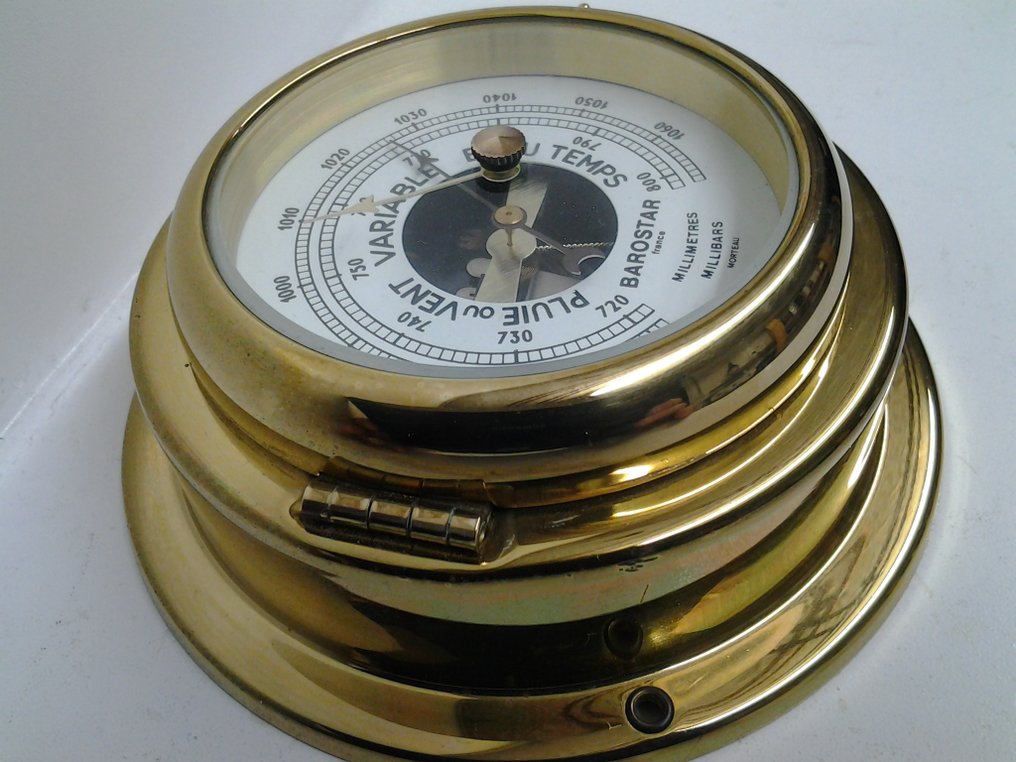 Barostar porthole barometer in brass and glass Made in Catawiki