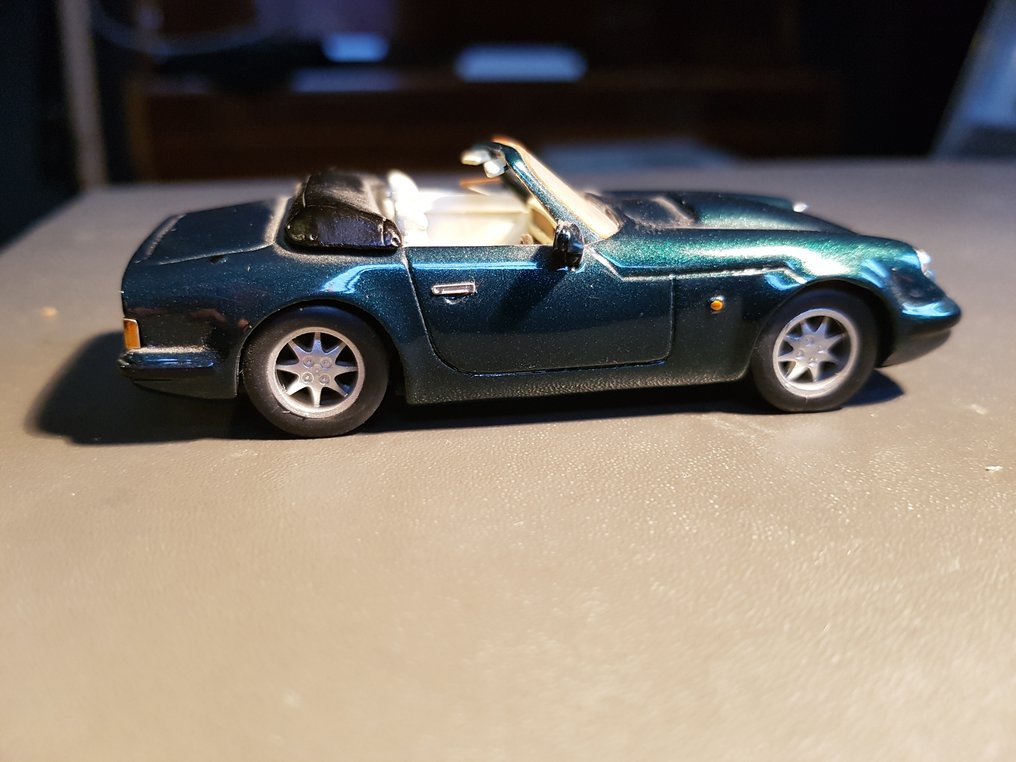 値下 SMTS (1/43) TVR サーブラウ SMTS 1／43 TVR サーブラウ