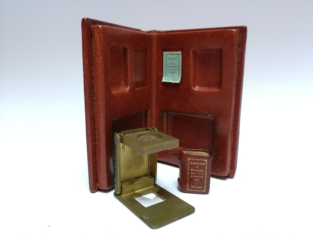 Miniature book; Galileo a Madama Cristina di Lorena (1615 ...