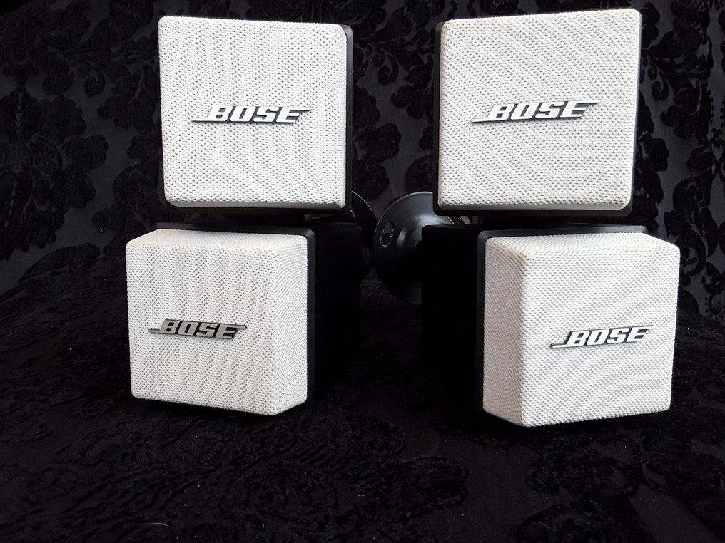 Bose 2x Bose Altavoz Plata Lifestyle & Acoustimass como Nuevo 