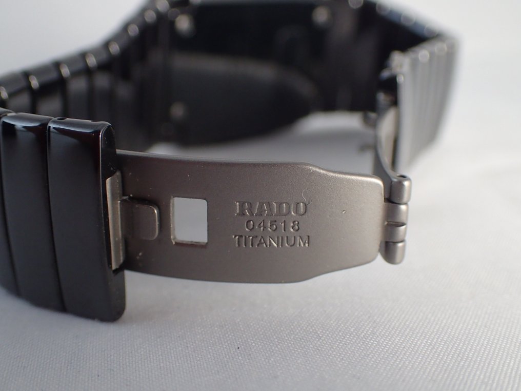 Rado 04518 titanium store