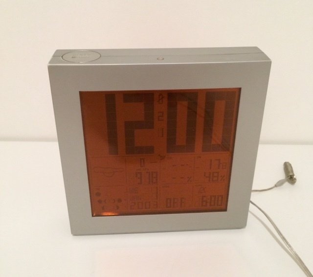 Philippe Starck for Oregon Scientific - Visual radio clock - Catawiki