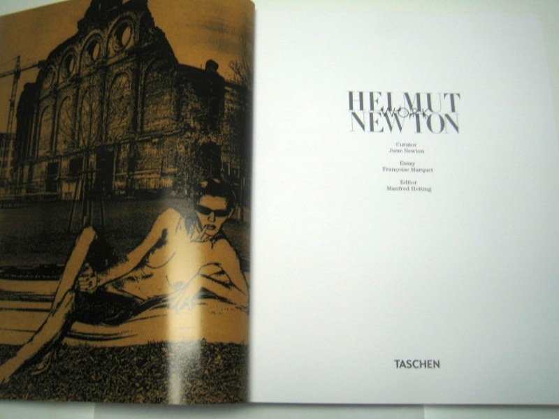 The Best of HELMUT NEWTON 洋書 TA1644_3751da05-c3d9-41e2-bd90