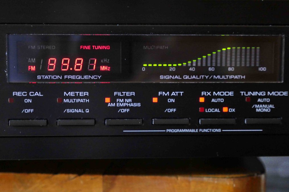 Yamaha Natural Sound T-80 T80 Stereo Tuner AM FM 
