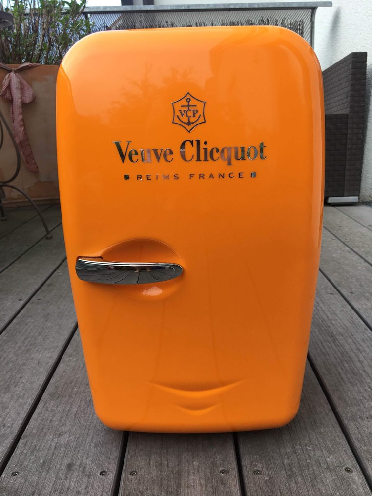 mini champagne fridge