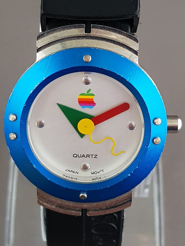 apple watch quartz