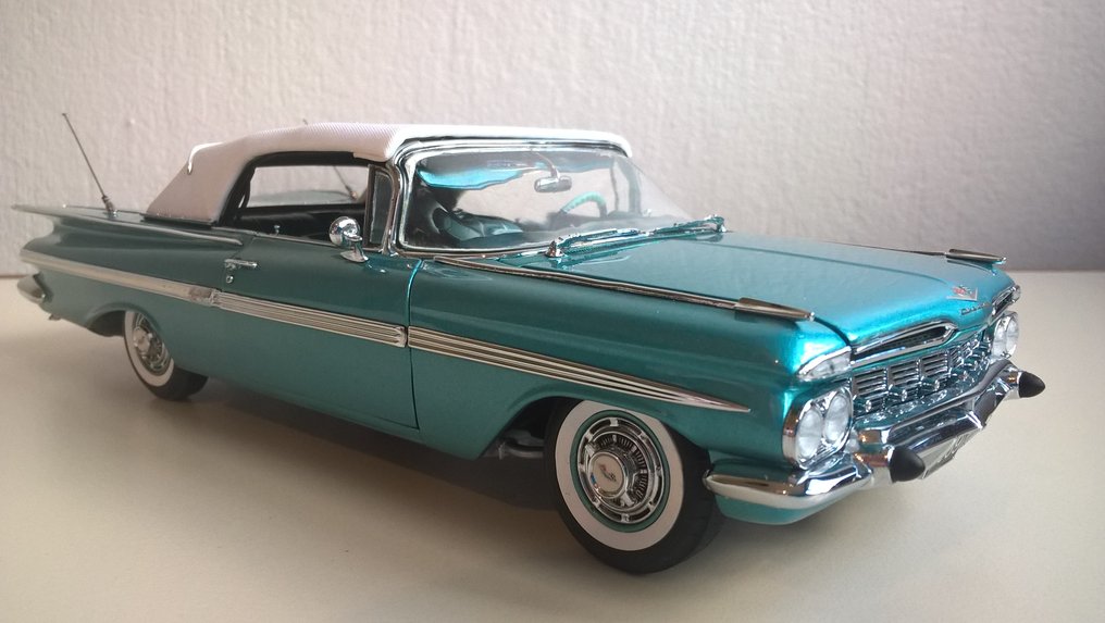 ★超レア絶版*ダンバリーミント*1/24*1959 Chevrolet Impala Convertible クラウンサファイア