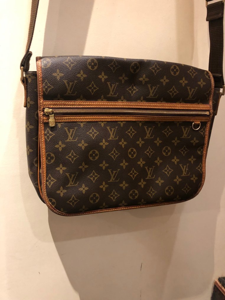 Louis Vuitton Vintage Damier Ebene Naviglio Messenger Bag  Brown Messenger  Bags Bags  LOU677110  The RealReal