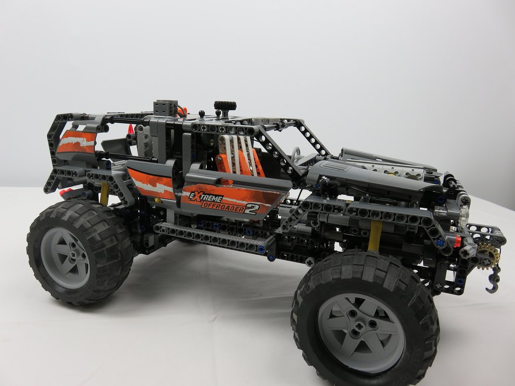 LEGO - Technic - 8297 - Extreme Offroader 2 - -