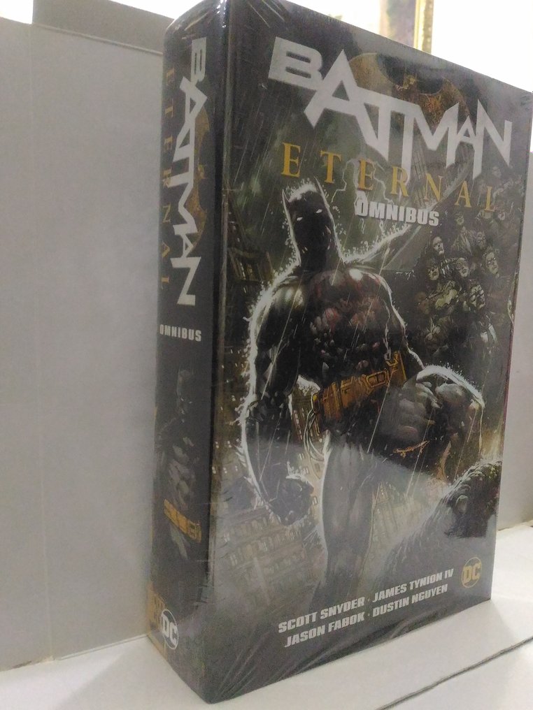 Batman - Batman: Eternal Omnibus - First edition - Catawiki