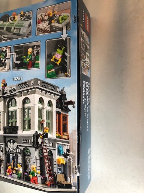 Verlichten kool Plak opnieuw LEGO - Creator Expert - 10251 - Brick Bank - Denemarken - Catawiki