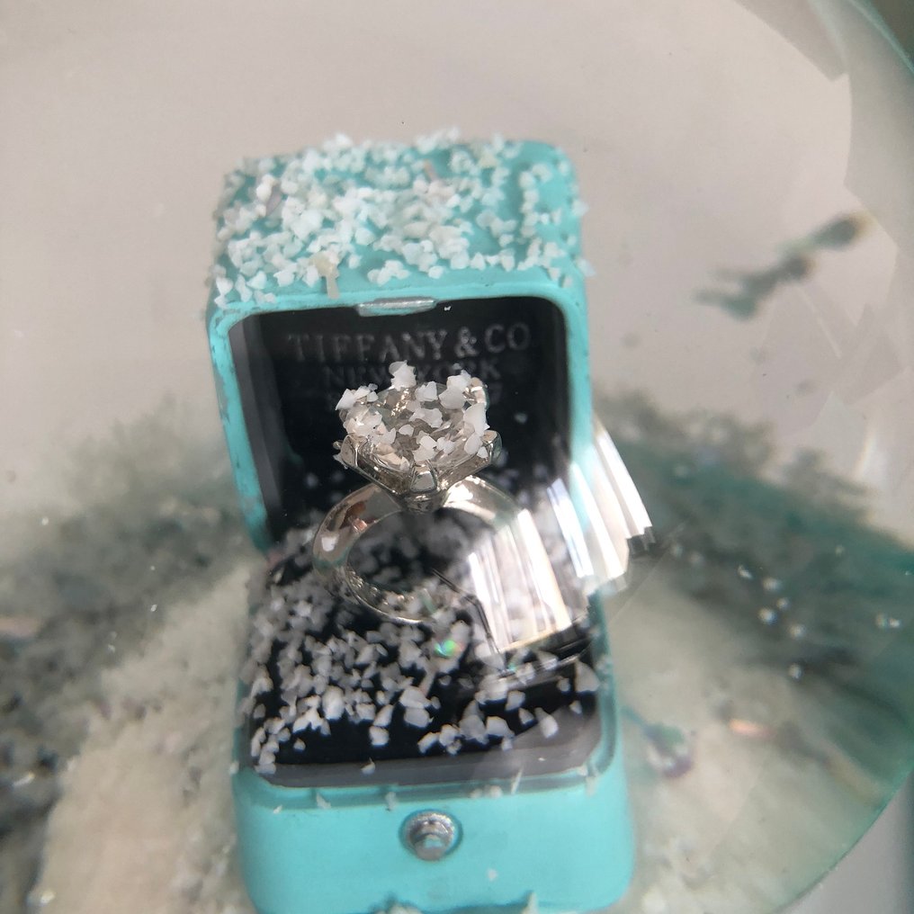 Tiffany & Co. Snow Globe - Silver Decorative Accents, Decor & Accessories -  TIF157459
