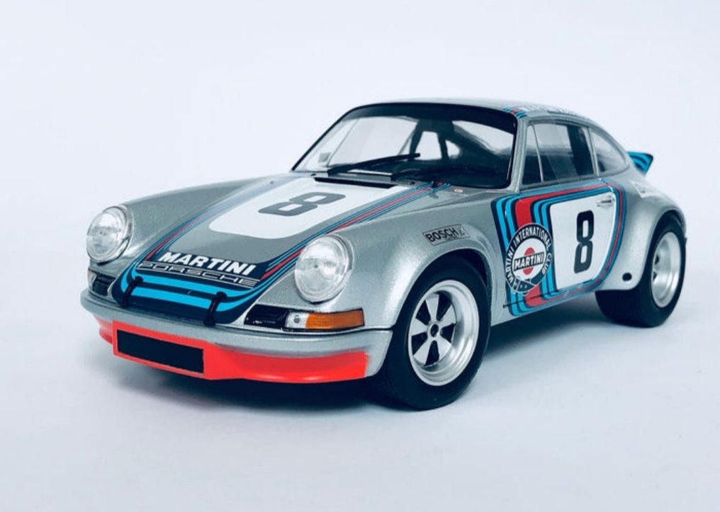 Solido - 1:18 - Porsche 911 RSR Martini Racing - Catawiki